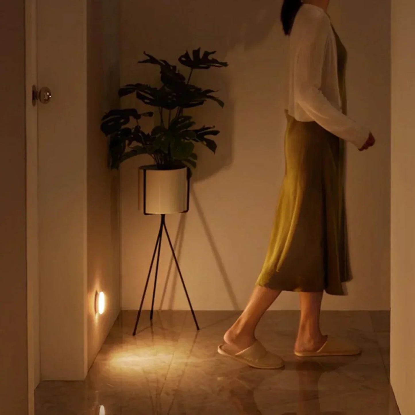 Rechargeable Motion Sensor Light - Auto ON OFF LED Night Light